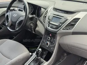 Hyundai Elantra 2015 White