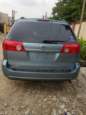 Toyota Sienna XLE 2007 Blue
