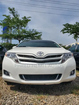 Toyota Venza AWD 2010 White