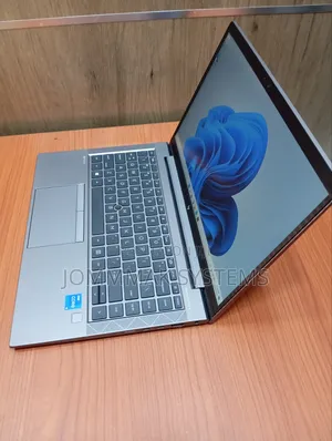 Laptop HP ZBook Firefly G8 16GB Intel Core i5 SSD 256GB