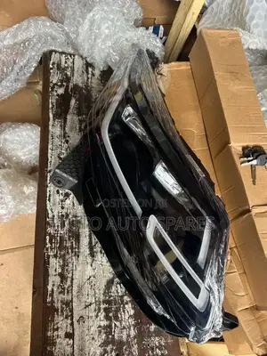 Range Rover Headlights Velar Set