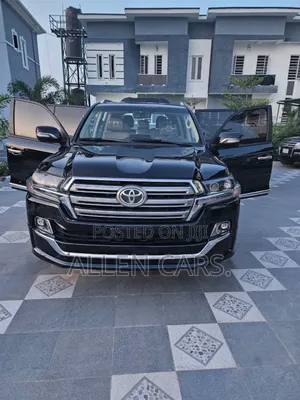 Toyota Land Cruiser 4.0 V6 GXR 2019 Black