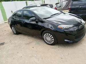 Toyota Corolla 2018 Black