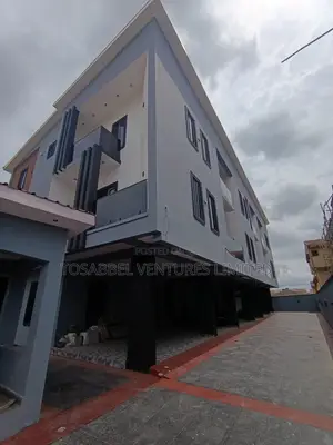 5bdrm Duplex in Ajao Estate for sale