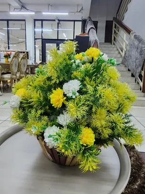 Meadow Flower Vase