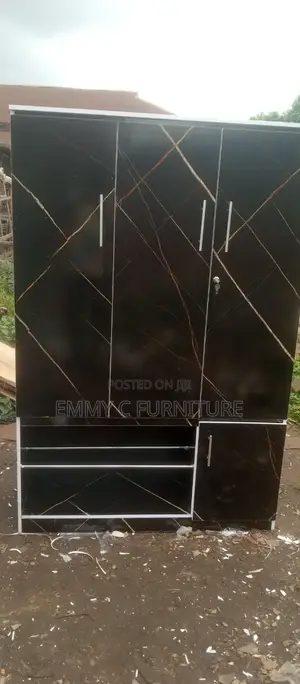 Wardrobe (4by6ft)