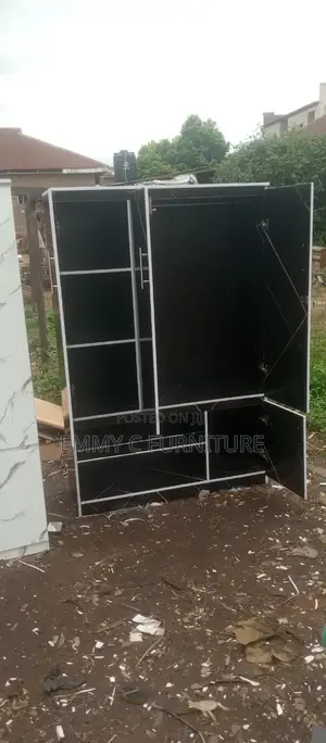 Wardrobe (4by6ft)