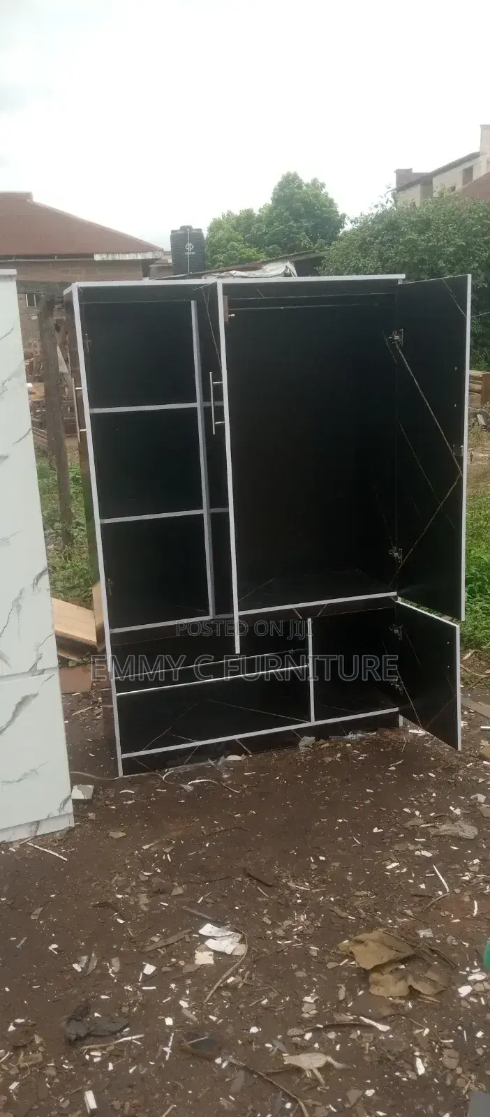 Wardrobe (4by6ft)