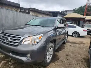 Lexus GX 2012 Brown