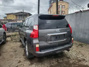 Lexus GX 2012 Brown