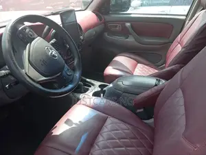 Toyota Land Cruiser 2020 Burgundy