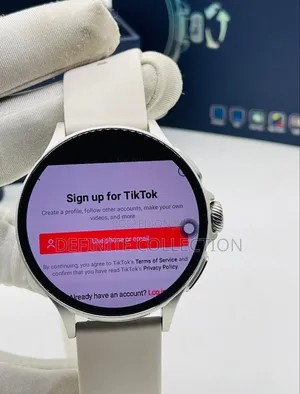 Android Rotating 180 Degree Camera Smartwatch