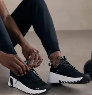 Nike Free Metcon 6 Training Sneakers/Buy One Get a Free Sock