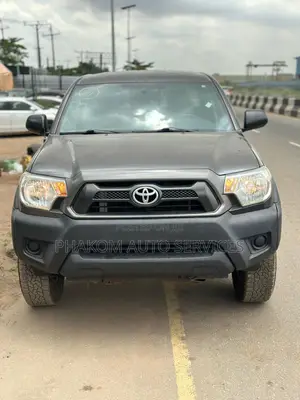 Toyota Tacoma 2014 Gray