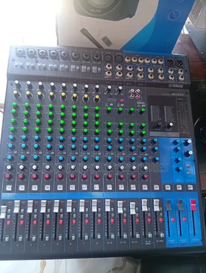 16 Channel Yamaha Mixer