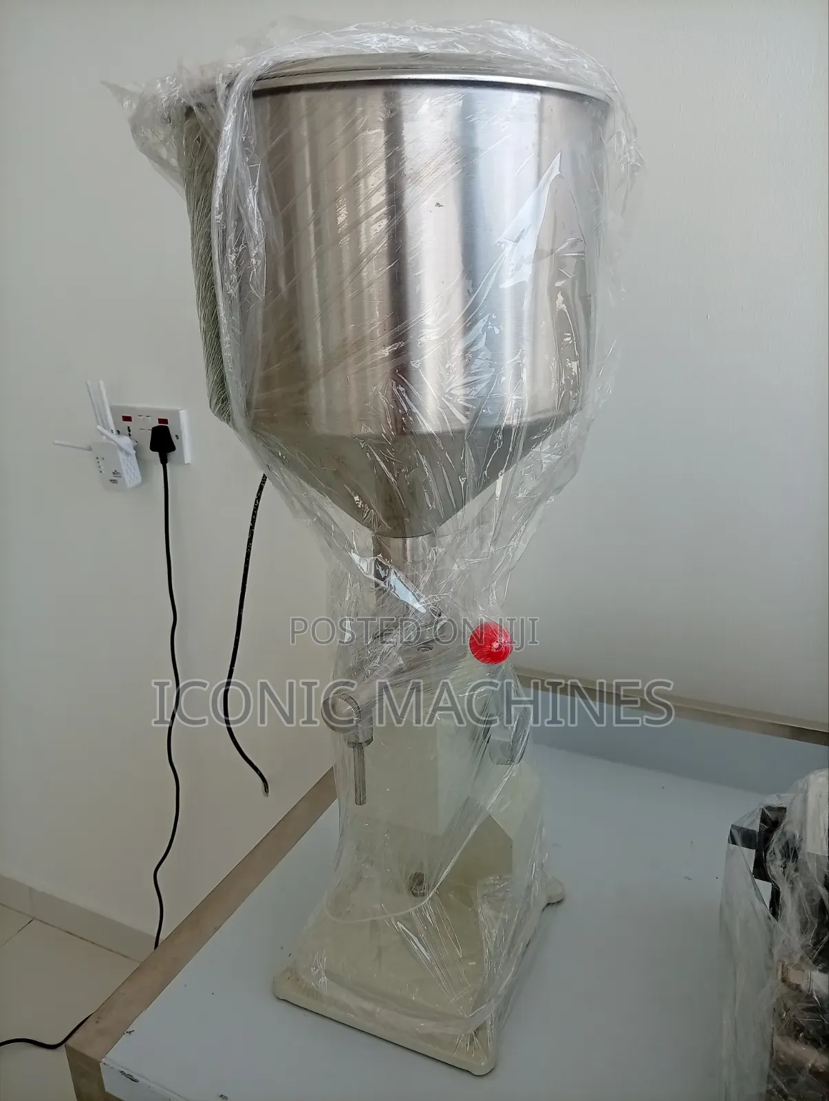 Manual Liquid and Paste Filling Machine