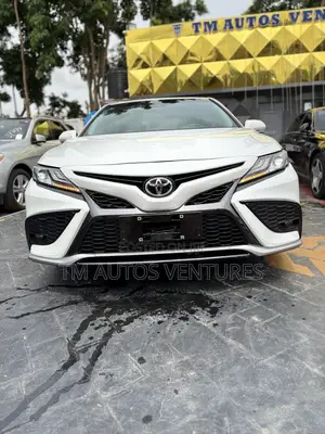 Toyota Camry 2022 White