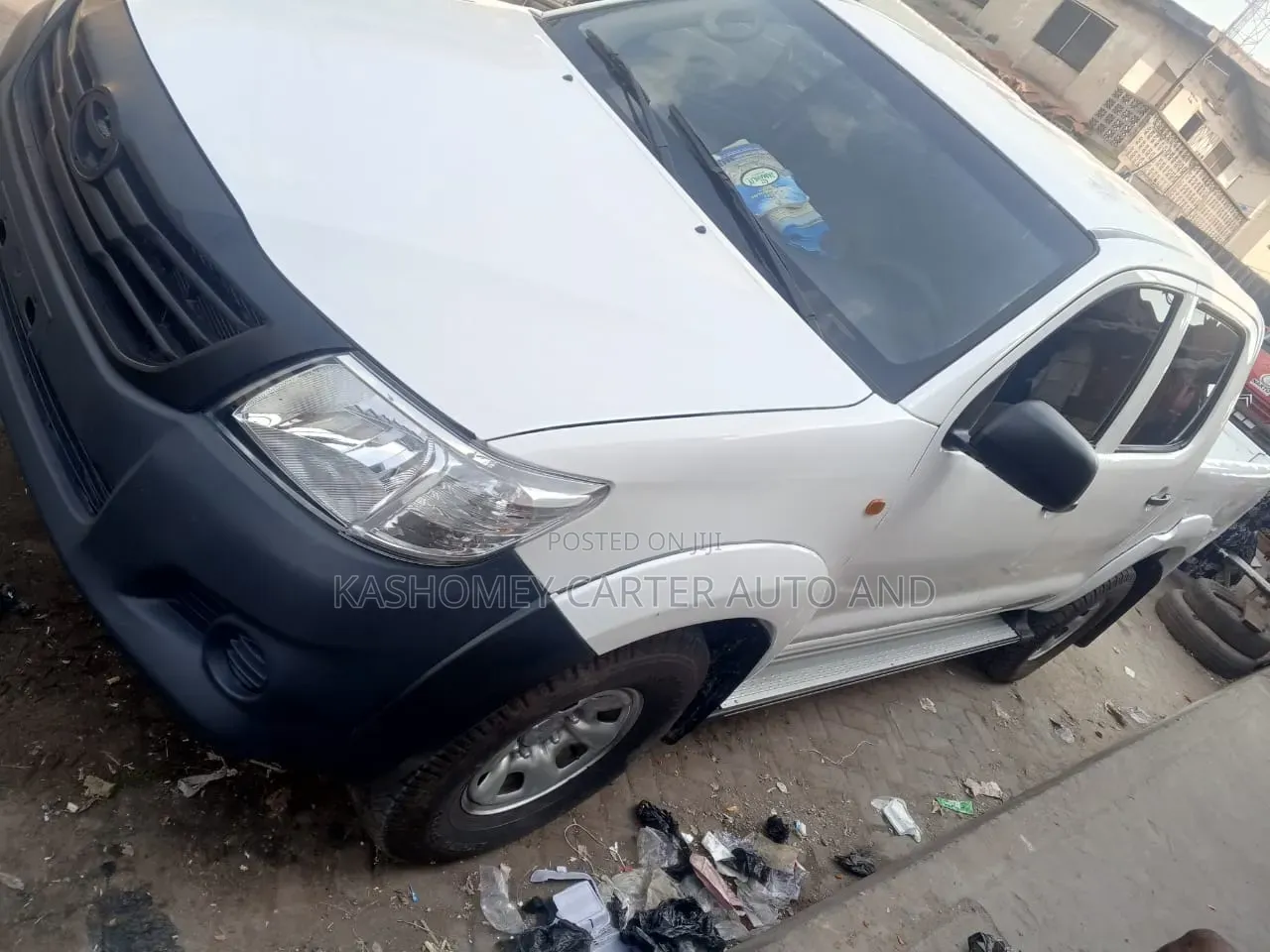 Toyota Hilux 2012 White