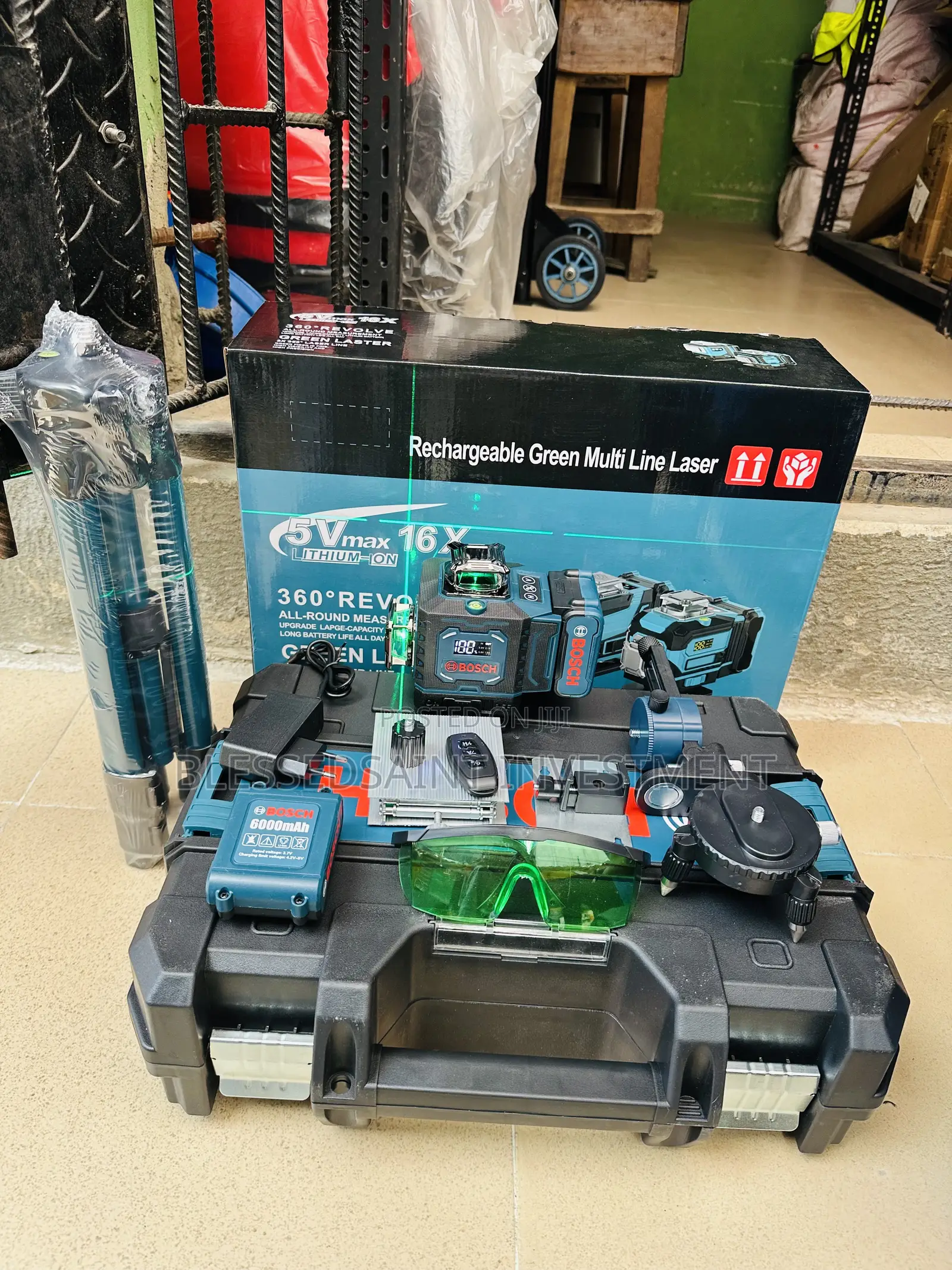Bosch 16 Lines Laser Level Kit, a Self-Leveling Cross-Line Laser