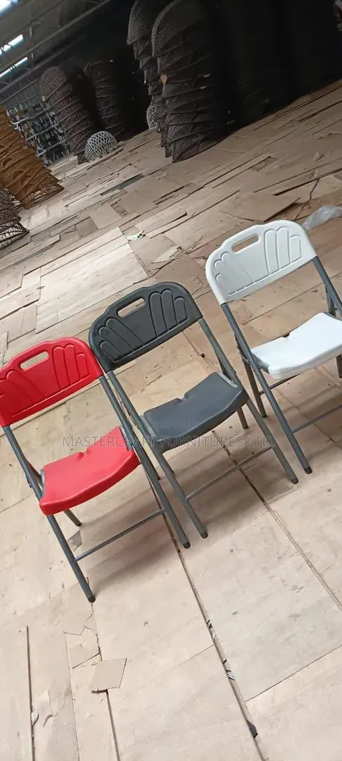 Foldable Plastic Chair 
