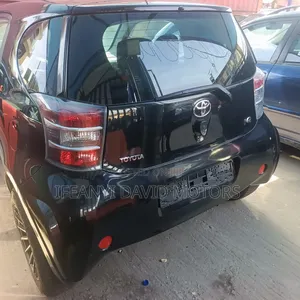 Toyota iQ 1.3 2009 Black