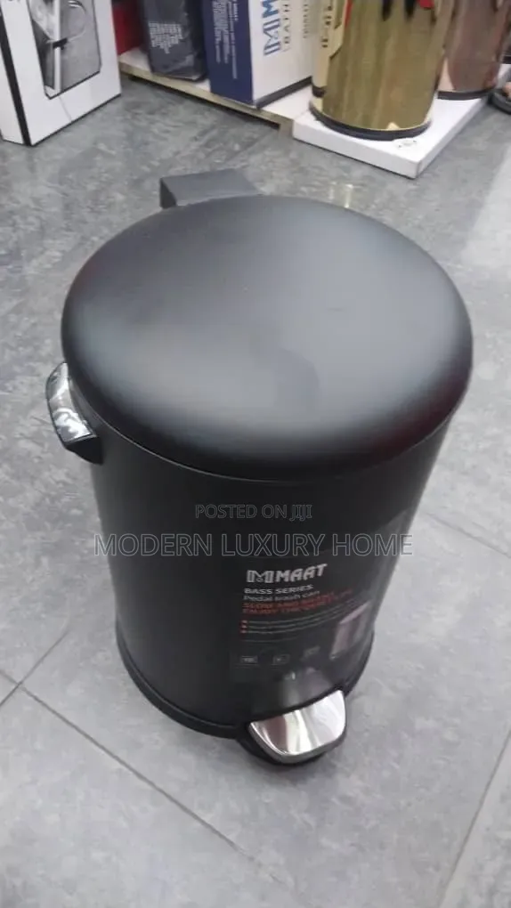 Dusbin Black Colour