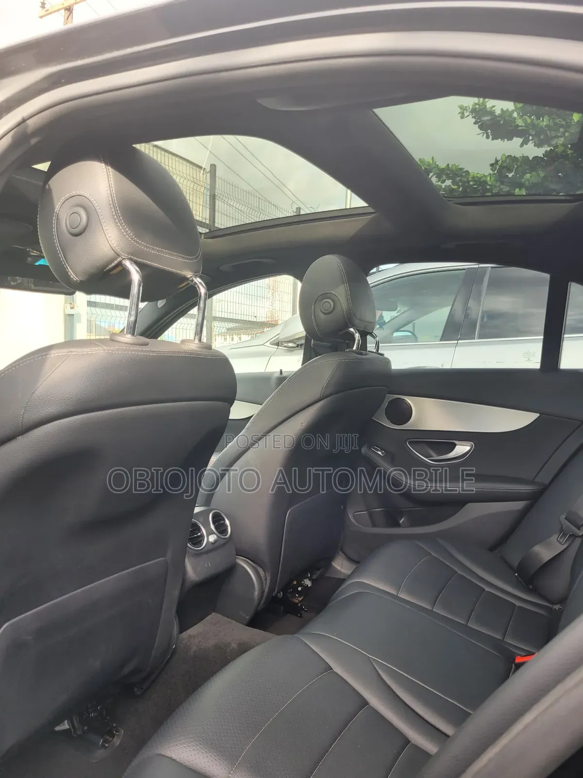 Mercedes-Benz C300 2017 Black