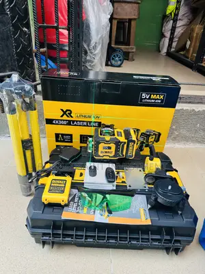 Dewalt 16 Lines Laser Level Kit, a Self-Leveling 6000ahm With Carton