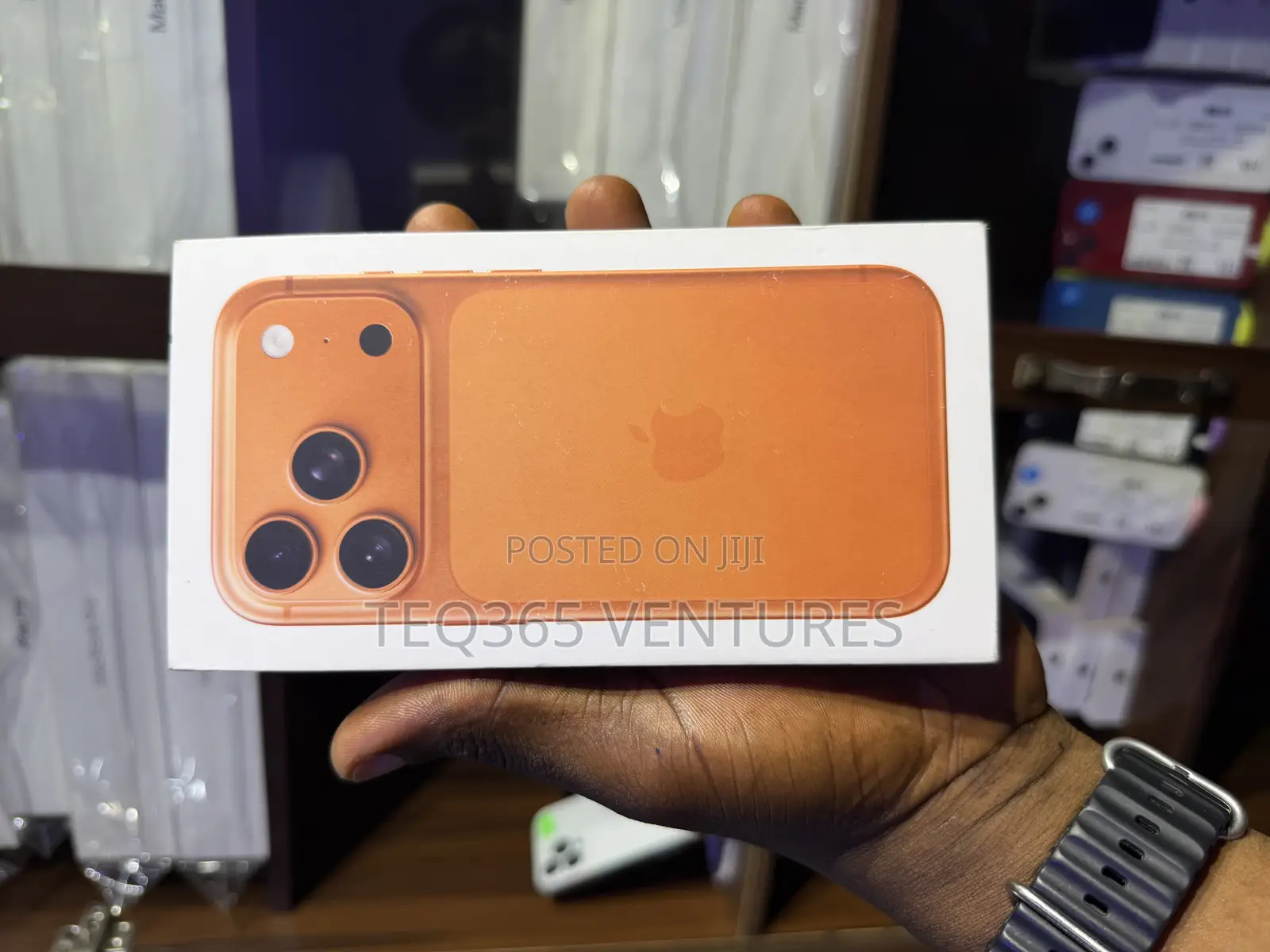 New Apple iPhone 17 Pro Max 256 GB Orange