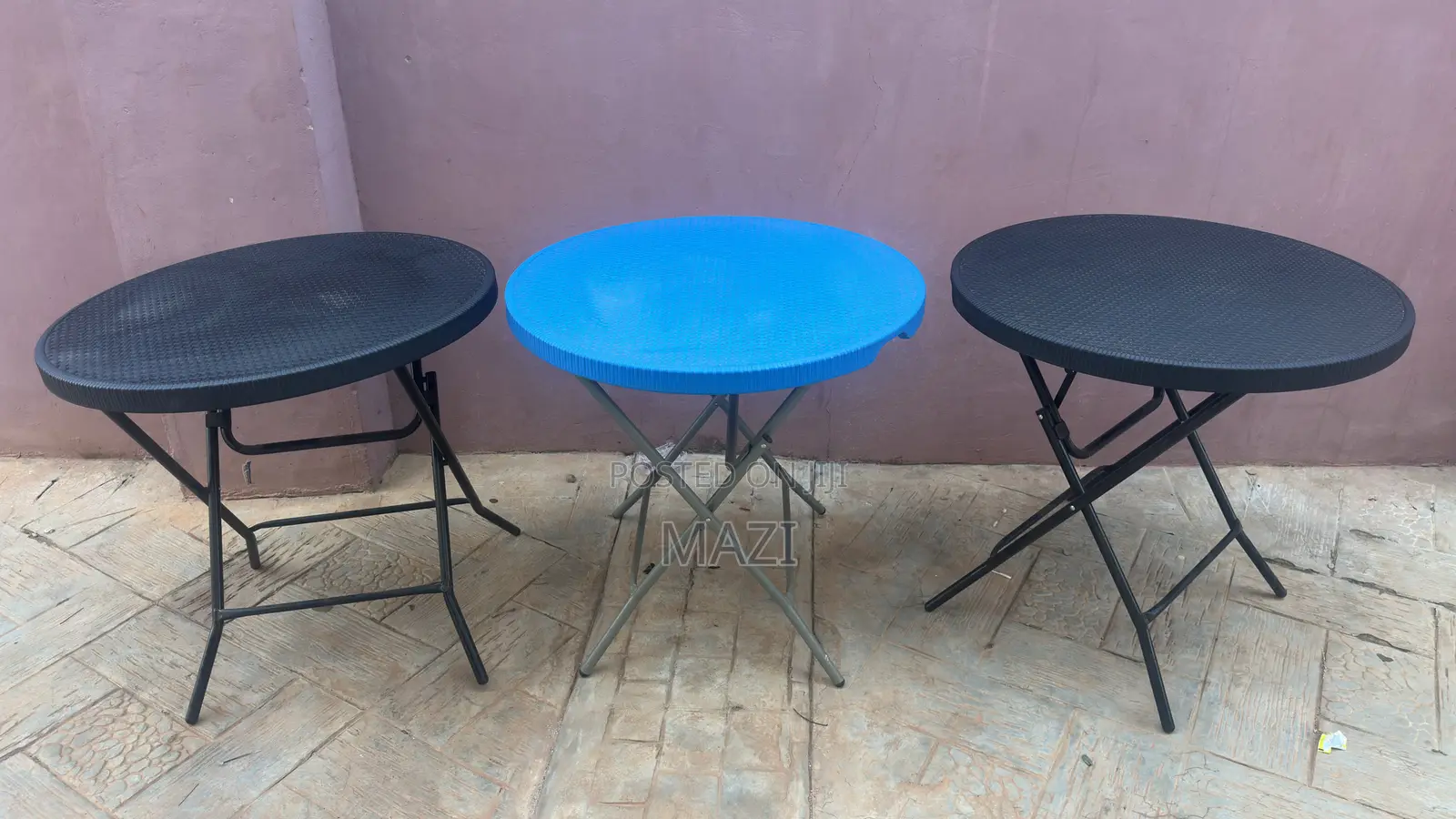 Round Plastic Folding Table