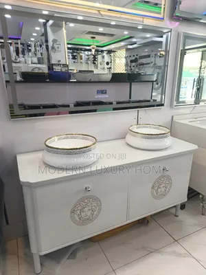 Versace Luxury Cabinet With Bluetooth Mirror