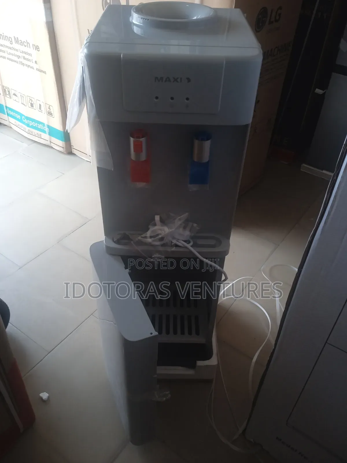 Maxi Water Dispenser