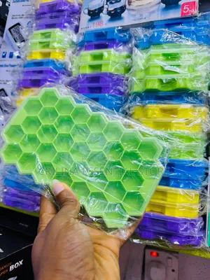 37 Cells Silicon Ice Cube Tray With Sealing Lid