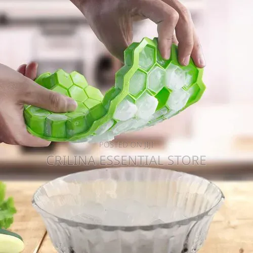 37 Cells Silicon Ice Cube Tray With Sealing Lid