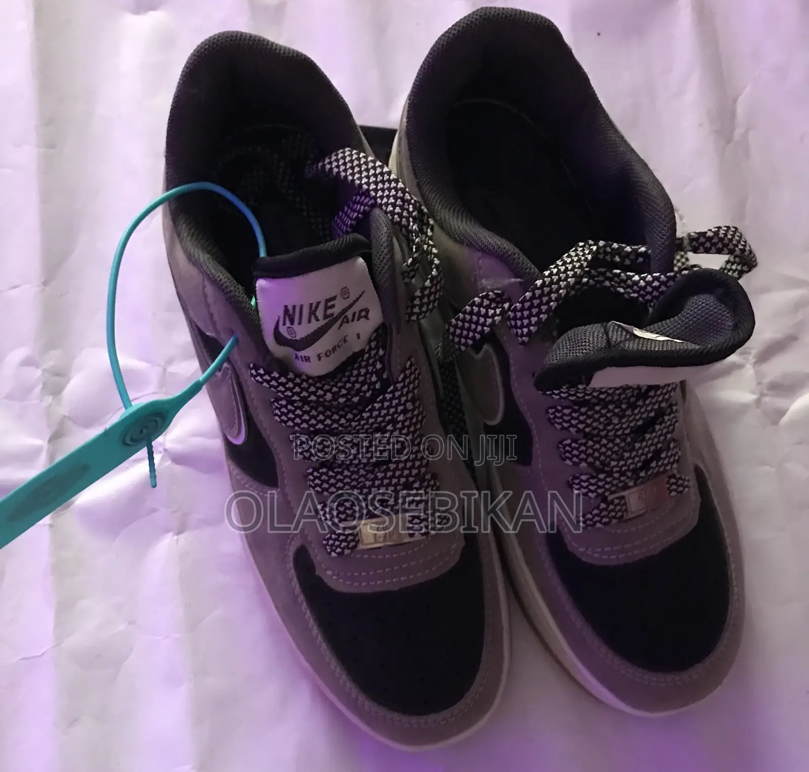 Nike Sneaker
