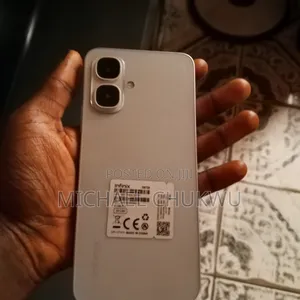 Infinix Smart 10 64 GB Silver