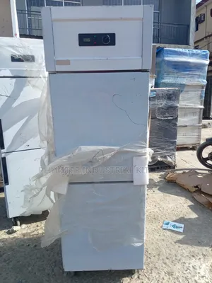 Double Door Freezer