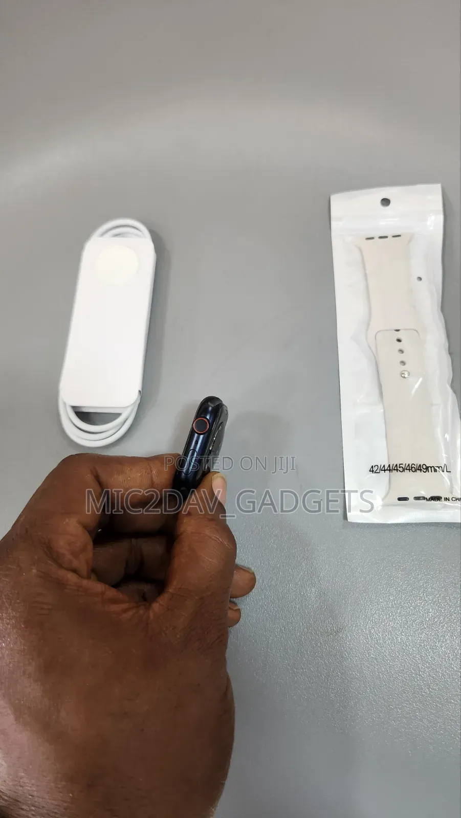 Clean Apple Watch: Series 8 45mm