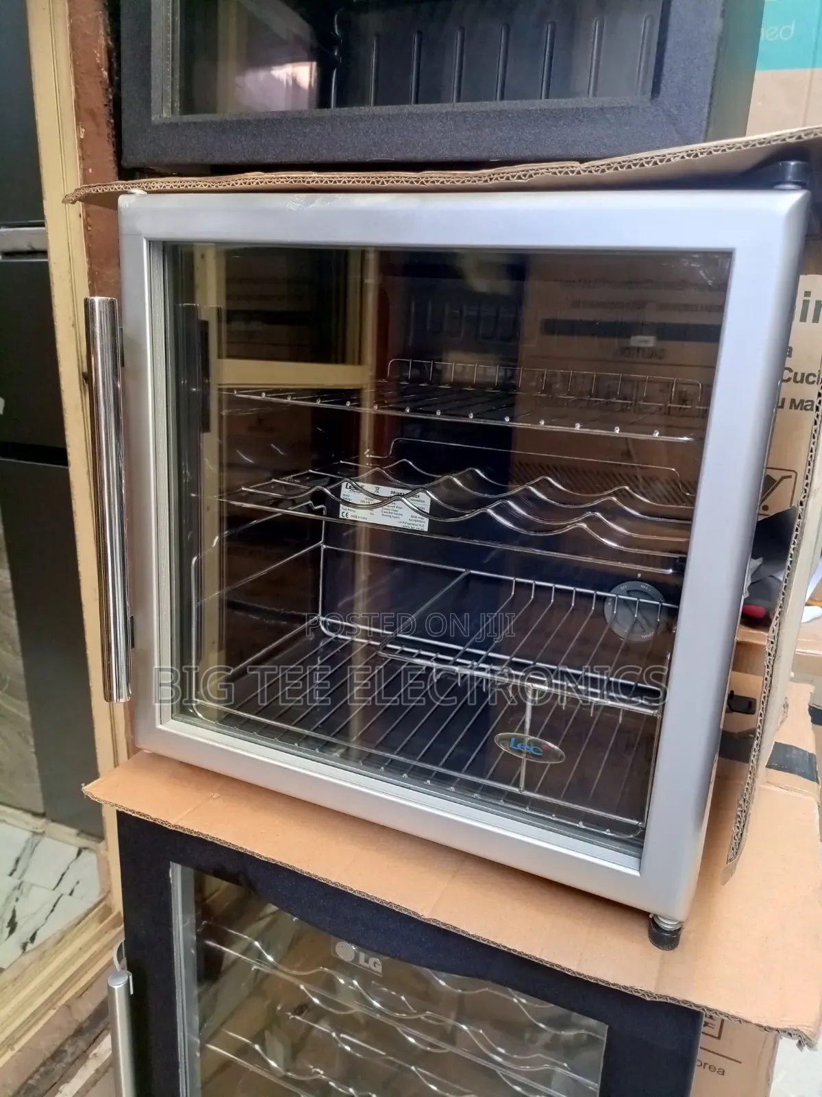 Small Wine Chiller Display