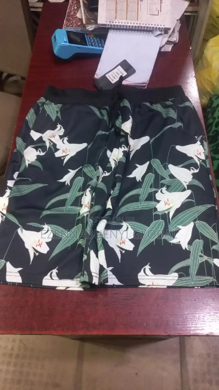 Three Quarter Shorts for Grab