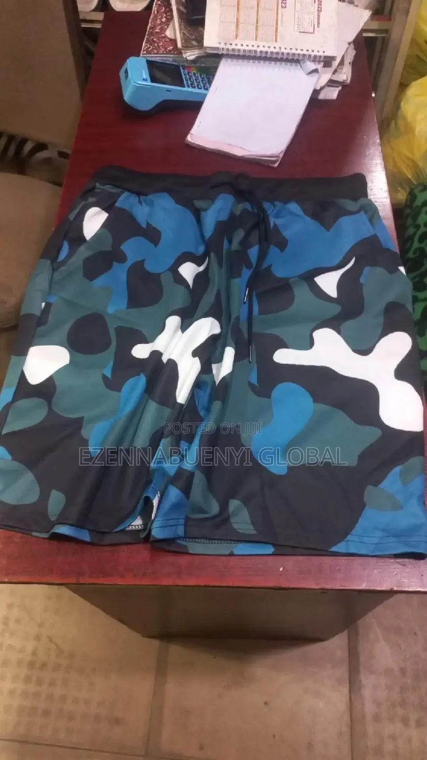 Three Quarter Shorts for Grab