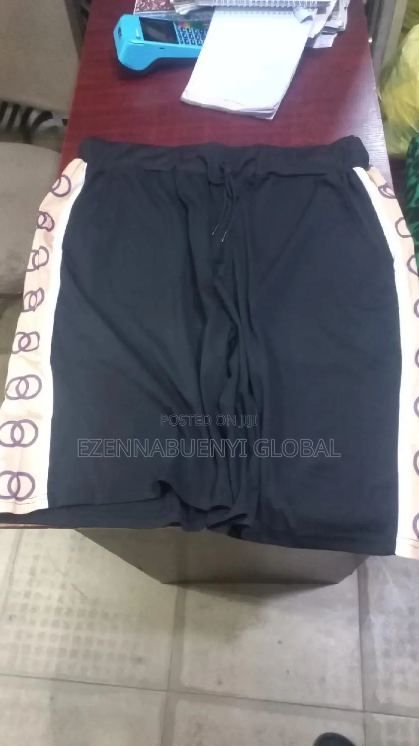 Three Quarter Shorts for Grab