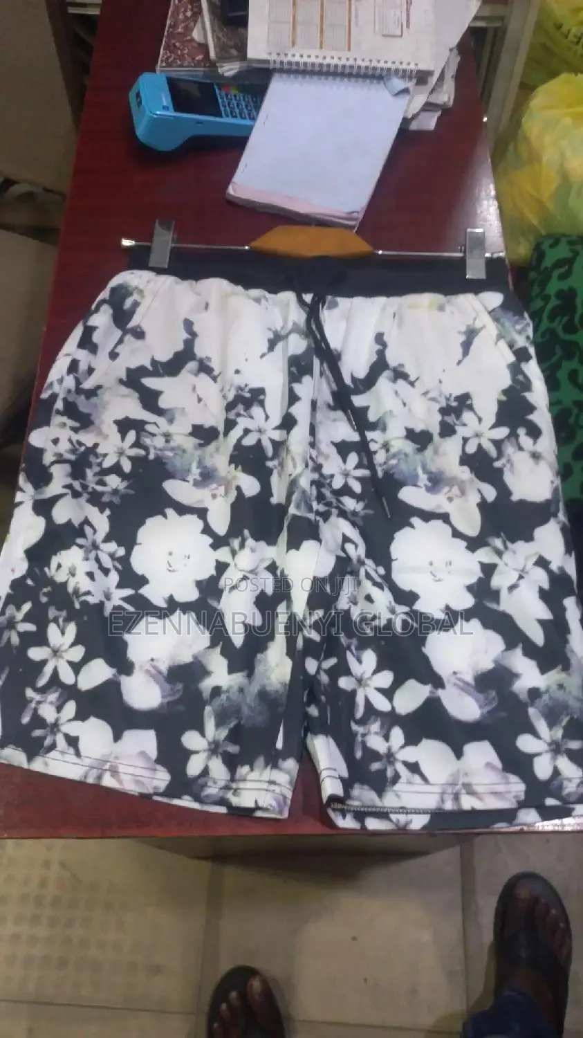 Three Quarter Shorts for Grab