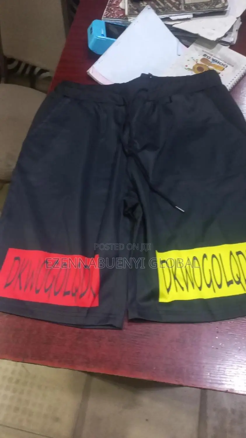 Three Quarter Shorts for Grab