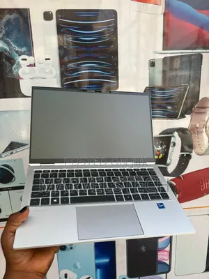 Laptop HP EliteBook 1040 G8 32GB Intel Core i7 SSD 512GB
