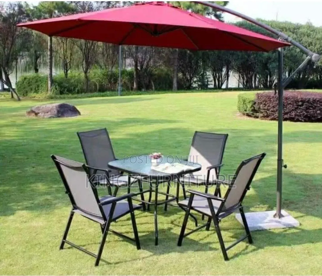 Cantilever Parasol Umbrella.