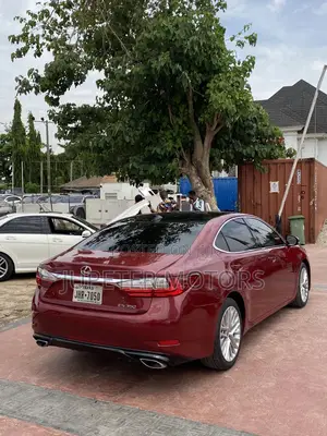 Lexus ES 350 FWD 2016 Red