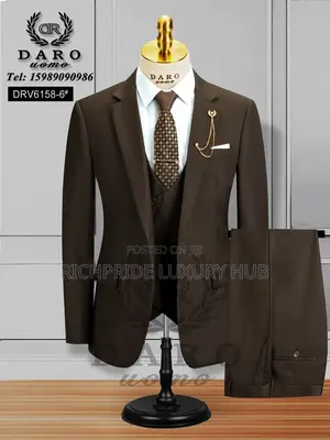 Daro Uomo Designer Suits