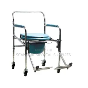 Anti-Slip Commode Chair for Enhanced Safety