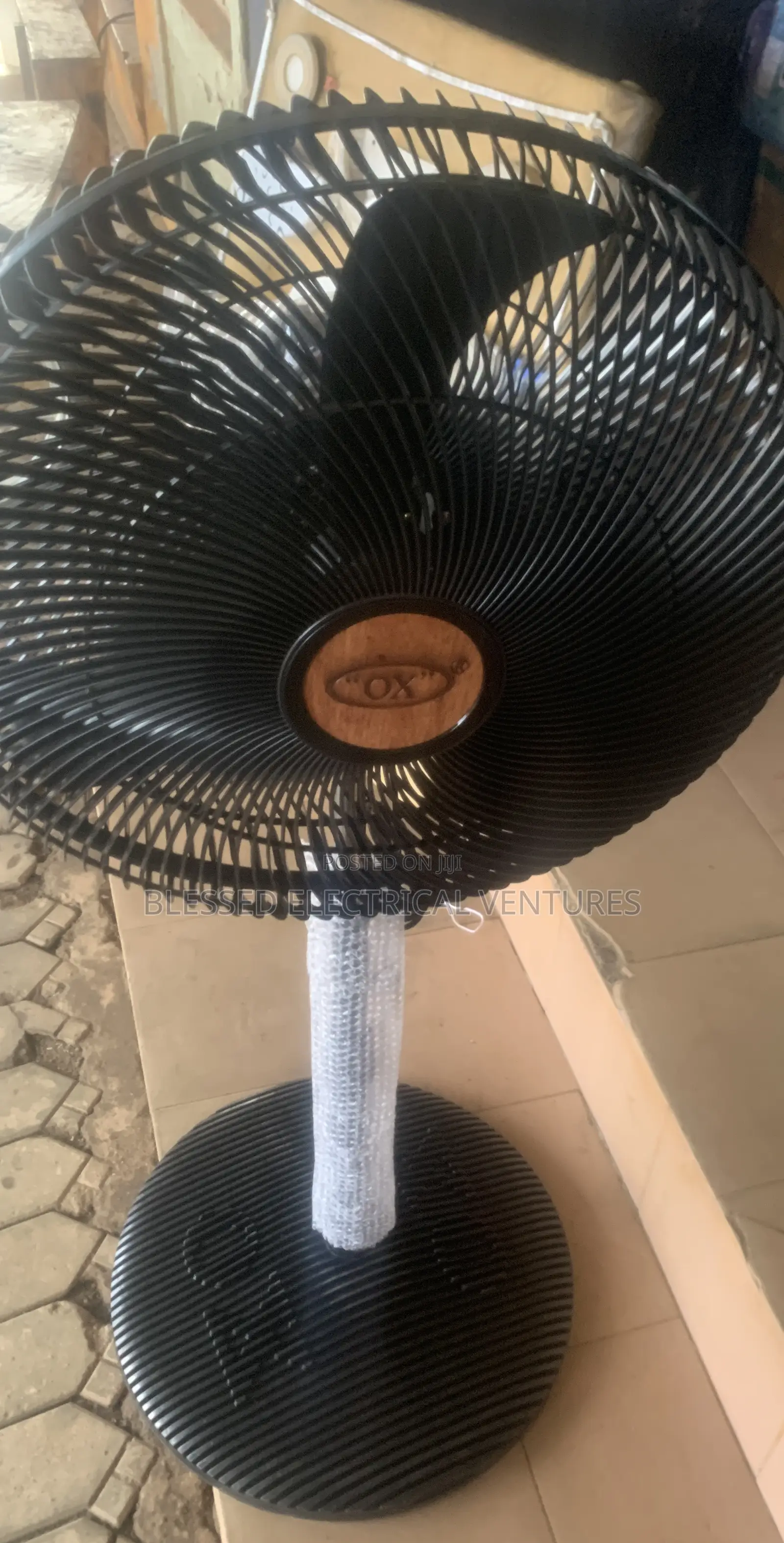 Ox 18” Plus Standing Fan (Plastic)